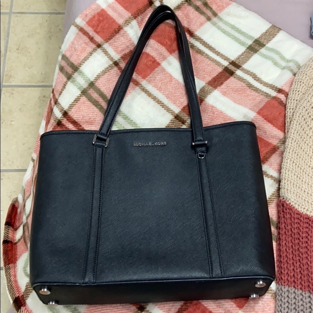 Michael Khors purse!